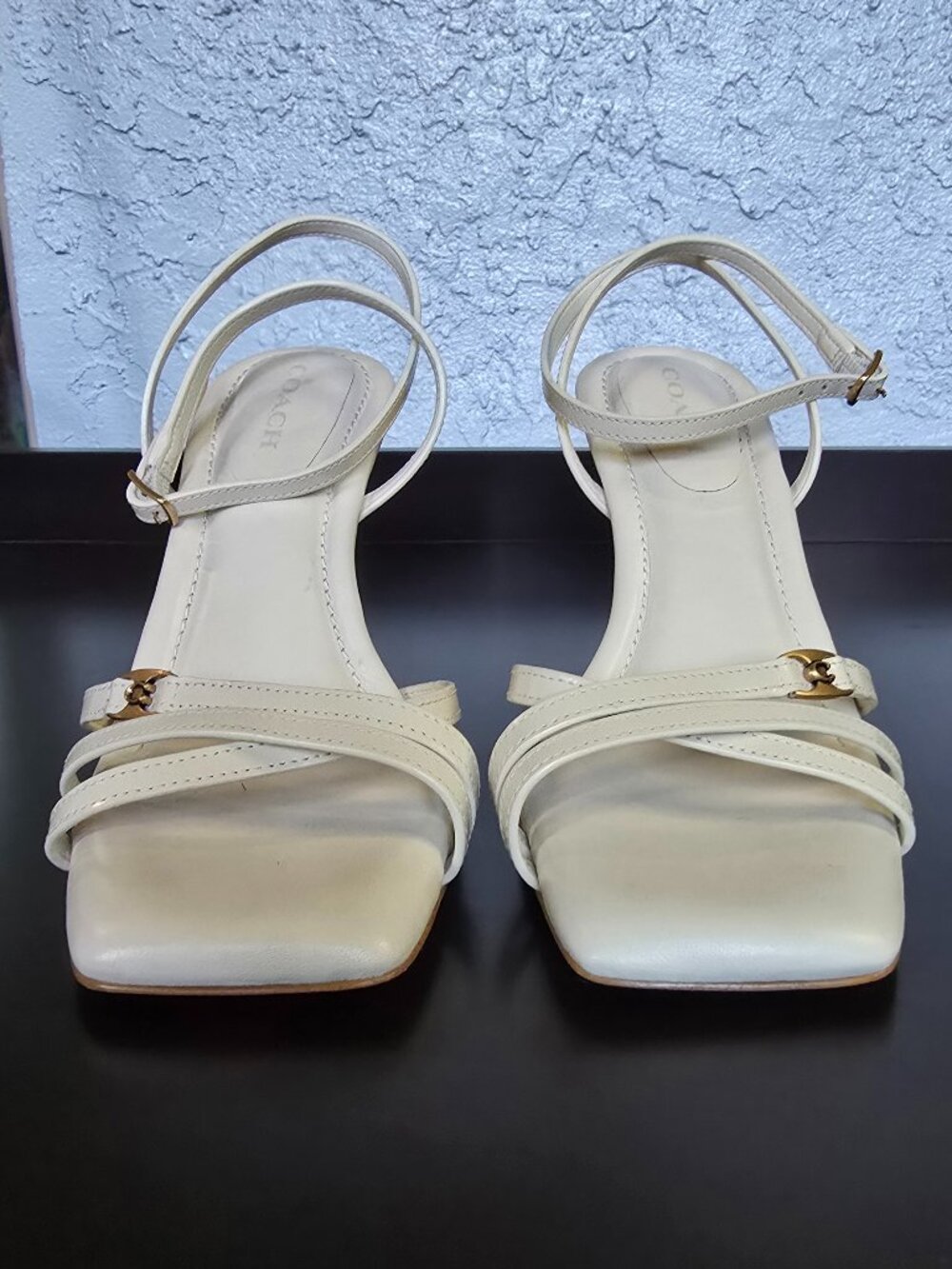 Coach Kelsey white leather strappy sandals in excellent condition - Picture 2 of 6